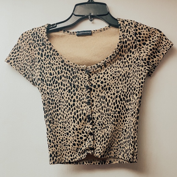 Brandy Melville Tops - Brady Melville Cheetah Print Shirt